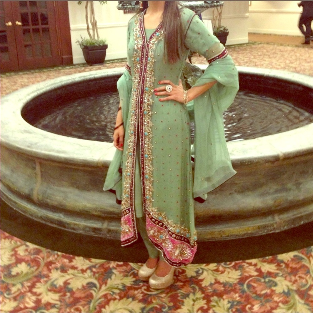 3 piece Pakistani mint green outfit, short sleeve